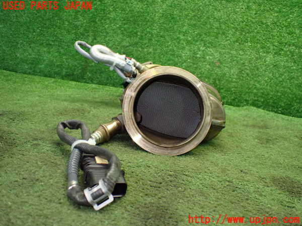 1UPJ-9239502662]BMW M4 クーペ F82(3C30)触媒2 中古_3