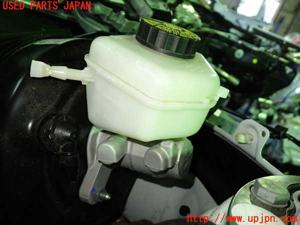 1UPJ-9239504050]BMW M4 クーペ F82(3C30)ブレーキマスターシリンダー 中古_2