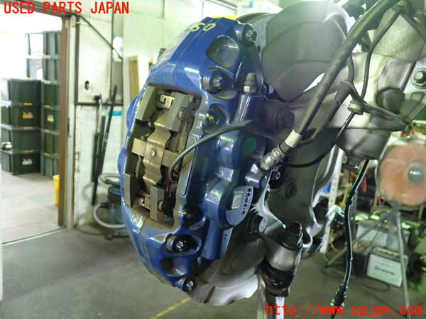 1UPJ-9239504085]BMW M4 クーペ F82(3C30)左フロントキャリパー 中古_2