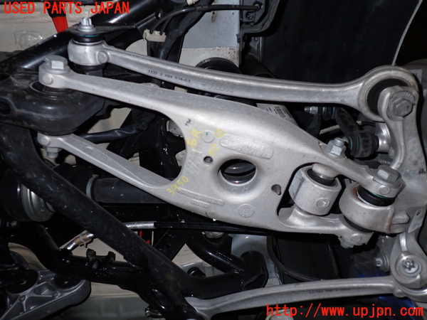 1UPJ-9239505200]BMW M4 クーペ F82(3C30)右リアロアアーム1 中古_2