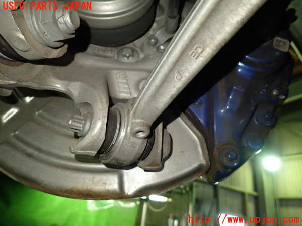 1UPJ-9239505330]BMW M4 クーペ F82(3C30)左リアテンションロッド 中古_3