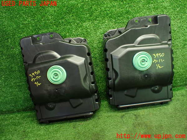 1UPJ-9239506530]BMW M4 クーペ F82(3C30)ウーハー 中古_3