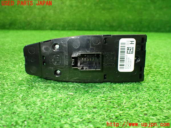 1UPJ-9239506240]BMW M4 クーペ F82(3C30)右パワーウィンドウスイッチ 中古_3