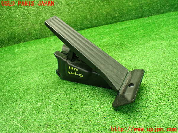 1UPJ-9239506381]BMW M4 クーペ F82(3C30)センサー1(アクセルペダル) 中古_2