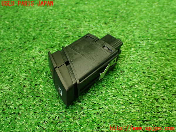 1UPJ-9239506290]BMW M4 クーペ F82(3C30)ハザードスイッチ 中古_2