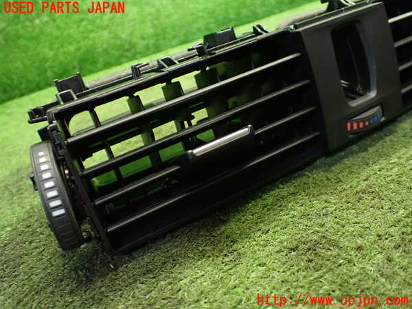 1UPJ-9239507528]BMW M4 クーペ F82(3C30)エアコン吹き出し口3(真中) 中古_3