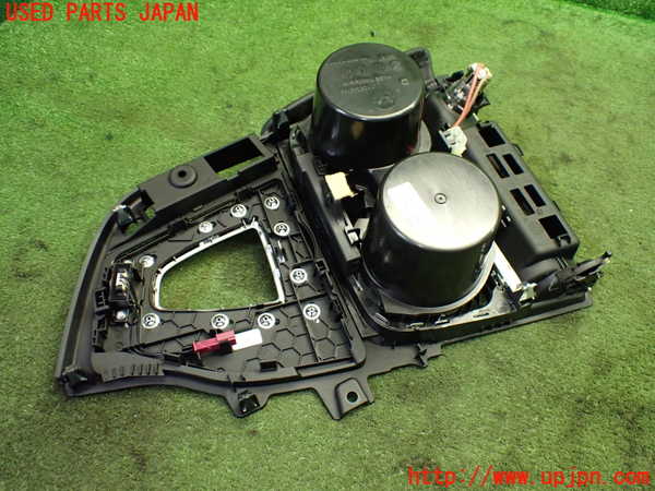 1UPJ-9239507549]BMW M4 クーペ F82(3C30)コンソール 中古_4