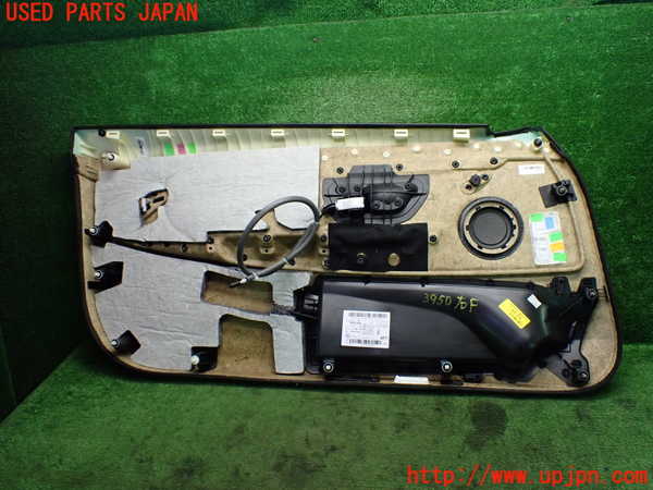 1UPJ-9239501234]BMW M4 クーペ F82(3C30)右ドア内張り 中古_5