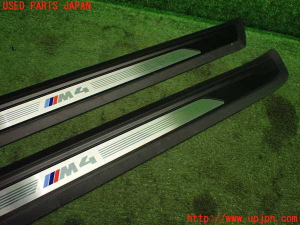 1UPJ-9239507740]BMW M4 クーペ F82(3C30)スカッフプレート 中古_2