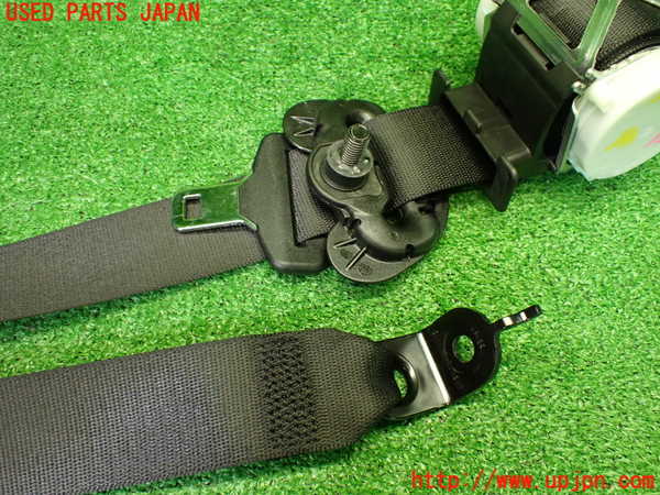 1UPJ-9239507075]BMW M4 クーペ F82(3C30)助手席シートベルト 中古_3