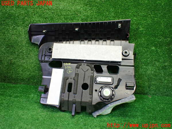 1UPJ-9239507692]BMW M4 クーペ F82(3C30)内装トリム類2 中古_3