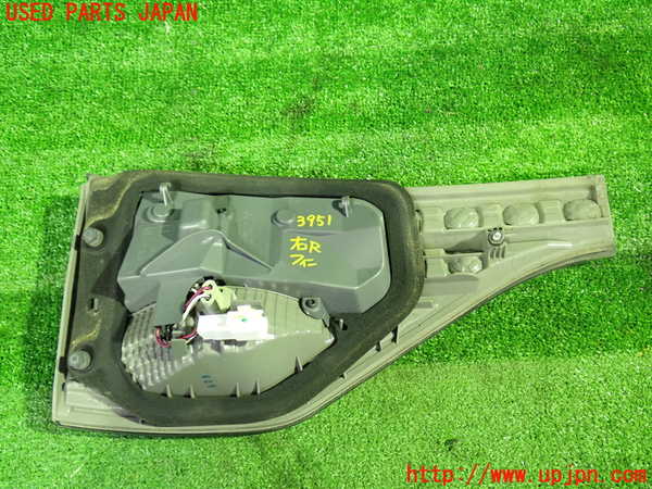 1UPJ-9239511550]エスティマハイブリッド(AHR20W)右リアフィニッシャー 中古_2