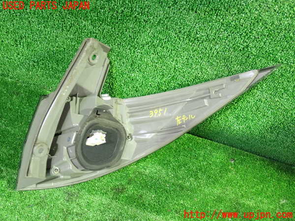 1UPJ-9239511536]エスティマハイブリッド(AHR20W)左テールランプ 中古_3