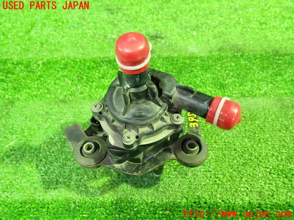 1UPJ-9239512110]エスティマハイブリッド(AHR20W)ウォーターポンプ 中古_2