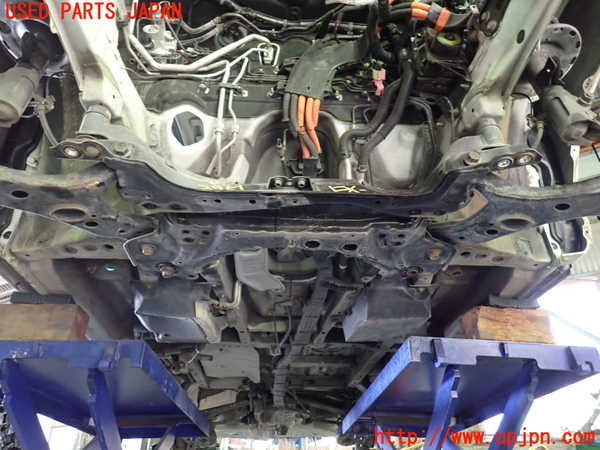 1UPJ-9239515285]エスティマハイブリッド(AHR20W)フロントメンバー 中古_4