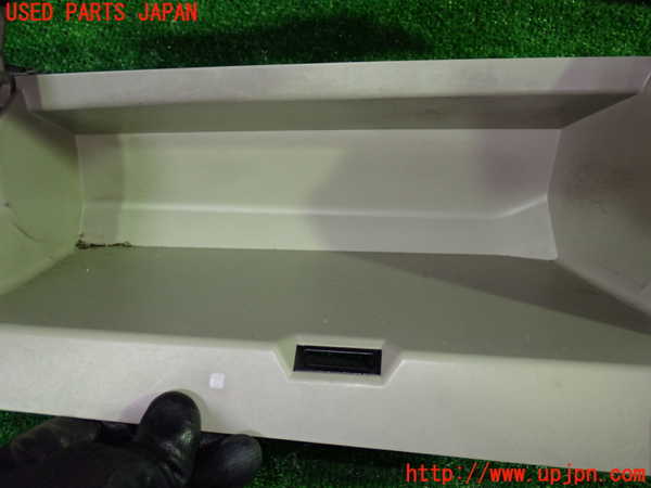 1UPJ-9239517516]エスティマハイブリッド(AHR20W)グローブボックス1 中古_2