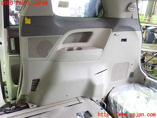 1UPJ-9239517675]エスティマハイブリッド(AHR20W)右リアピラートリム 中古_4
