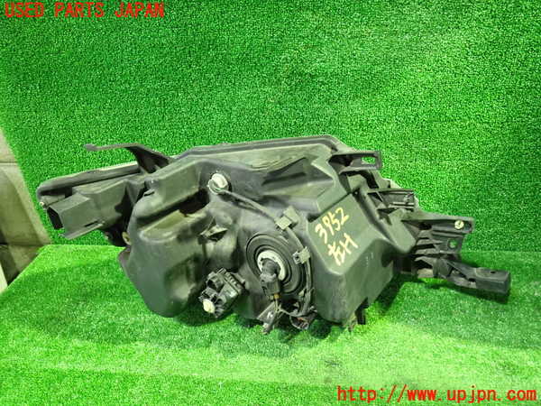 1UPJ-9239521132]セレナ Sハイブリッド(HFC26)左ヘッドライト ハロゲン 中古_2