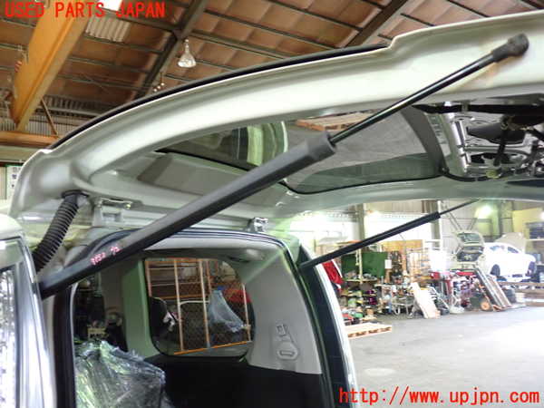 1UPJ-9239521584]セレナ Sハイブリッド(HFC26)リアゲートダンパー 中古_2