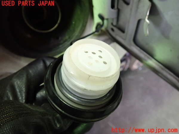 1UPJ-9239521690]セレナ Sハイブリッド(HFC26)フューエルリッド 中古_3