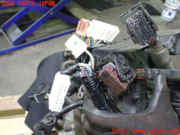 1UPJ-9239522010]セレナ Sハイブリッド(HFC26)エンジン MR20DD 中古_3