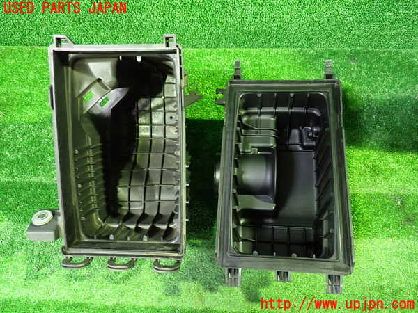 1UPJ-9239522560]セレナ Sハイブリッド(HFC26)エアクリーナーボックス 中古_2