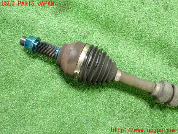1UPJ-9239524015]セレナ Sハイブリッド(HFC26)左フロントドライブシャフト 中古_3