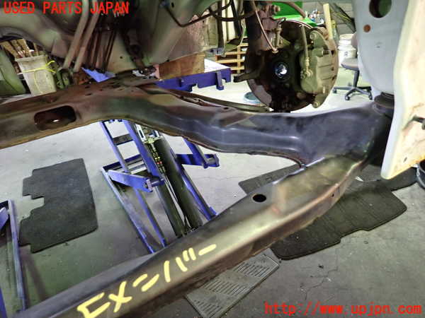 1UPJ-9239525285]セレナ Sハイブリッド(HFC26)フロントメンバー 中古_2