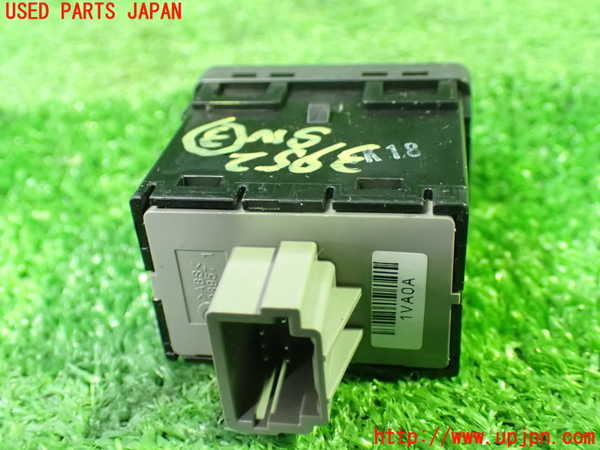 1UPJ-9239526308]セレナ Sハイブリッド(HFC26)スイッチ3 (スライドドア) 中古_2