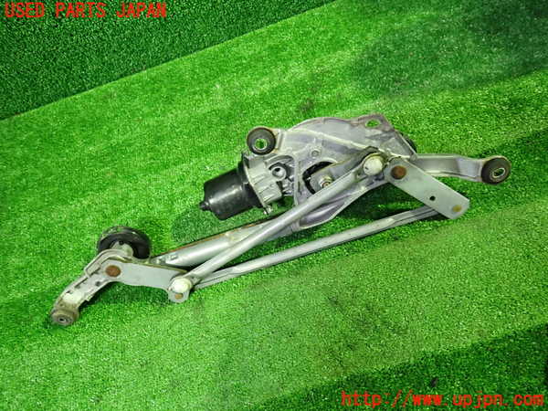 1UPJ-9239526770]セレナ Sハイブリッド(HFC26)フロントワイパーモーター 中古_4