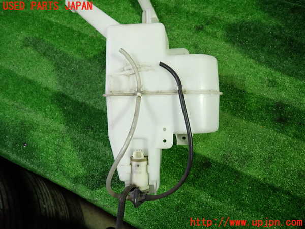 1UPJ-9239526791]セレナ Sハイブリッド(HFC26)ウォッシャータンク1 中古_3