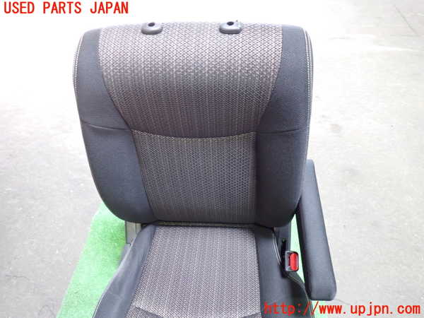 1UPJ-9239527035]セレナ Sハイブリッド(HFC26)運転席シート 中古_2