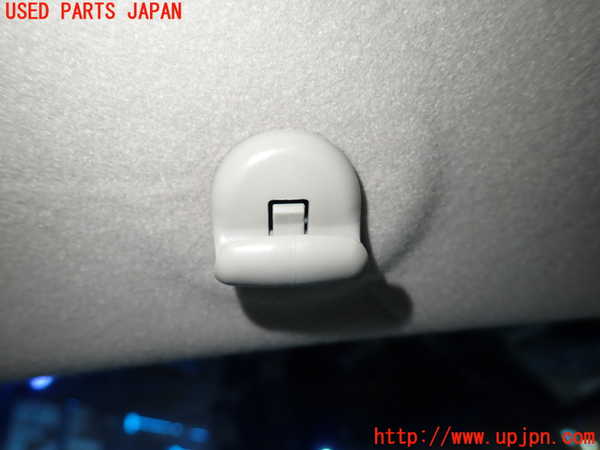 1UPJ-9239527625]セレナ Sハイブリッド(HFC26)室内サンバイザー右側 中古_4