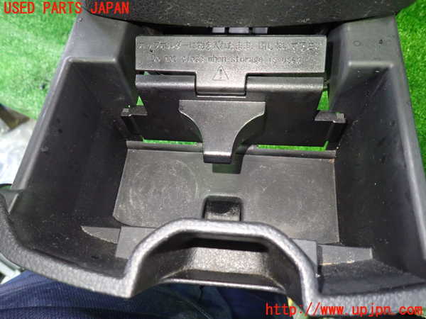 1UPJ-9239527549]セレナ Sハイブリッド(HFC26)コンソール 中古_2