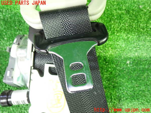 1UPJ-9239527045]セレナ Sハイブリッド(HFC26)運転席シートベルト 中古_2