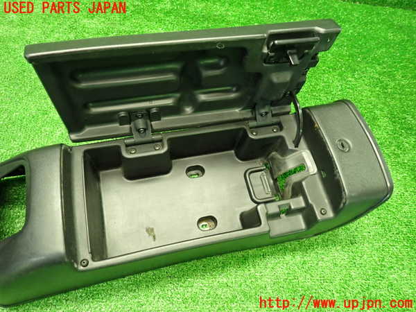 1UPJ-9239537540]ロードスター(NA8C)センターコンソール 中古_4