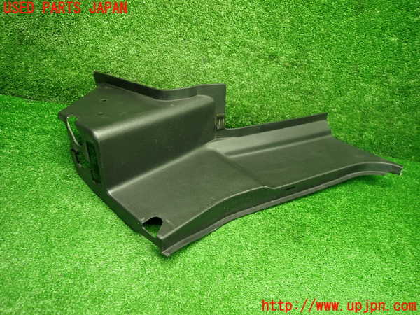 1UPJ-9239537675]ロードスター(NA8C)右リアピラートリム 中古_2