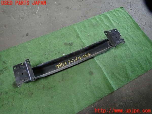 1UPJ-9239541014]VW ニュービートルカブリオレ(1YAZJ)フロントバンパーホースメント 中古_3