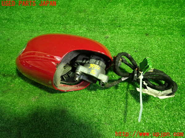 1UPJ-9239541210]VW ニュービートルカブリオレ(1YAZJ)右ドアミラー 中古_4