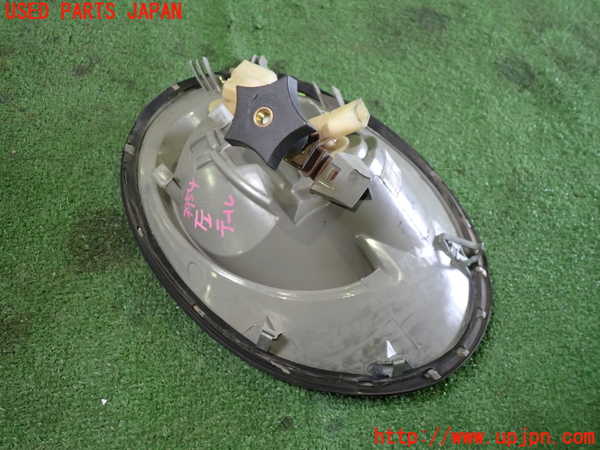 1UPJ-9239541536]VW ニュービートルカブリオレ(1YAZJ)左テールランプ 中古_3