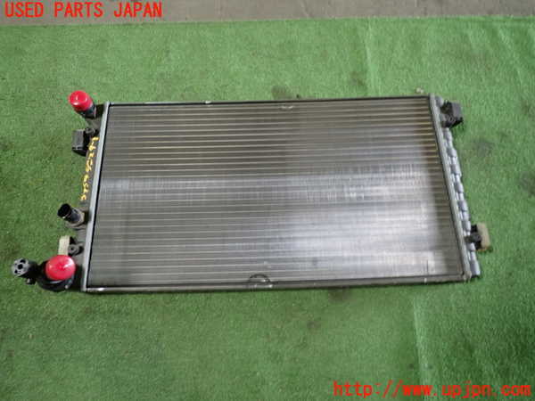 1UPJ-9239542321]VW ニュービートルカブリオレ(1YAZJ)ラジエーター1 中古_2