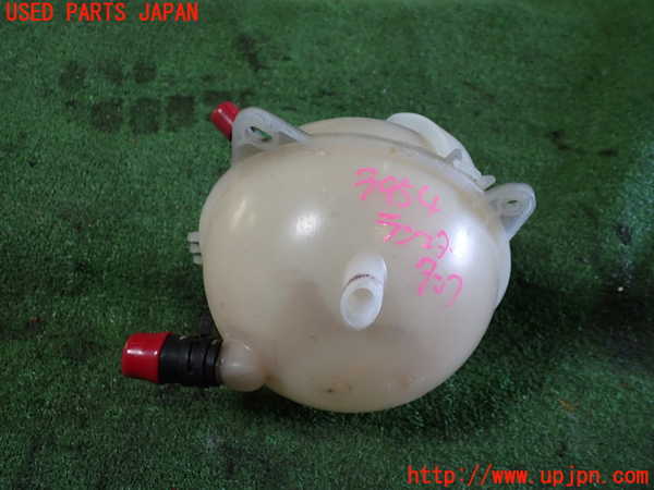 1UPJ-9239542410]VW ニュービートルカブリオレ(1YAZJ)ラジエータータンク 中古_3