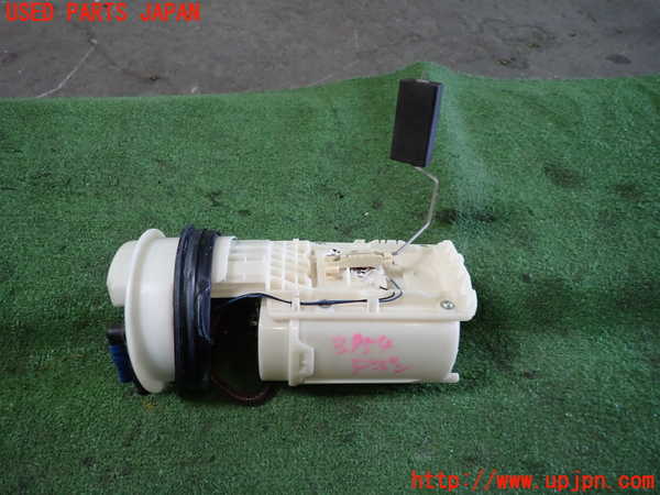 1UPJ-9239542510]VW ニュービートルカブリオレ(1YAZJ)燃料ポンプ 中古_2