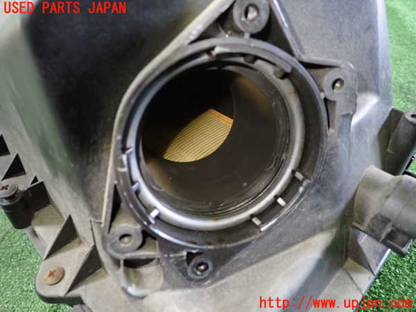 1UPJ-9239542560]VW ニュービートルカブリオレ(1YAZJ)エアクリーナーボックス 中古_3
