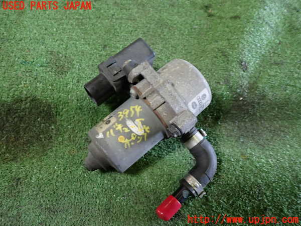 1UPJ-9239542580]VW ニュービートルカブリオレ(1YAZJ)バキュームポンプ 中古_3
