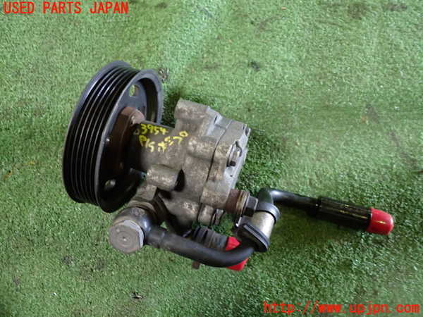1UPJ-9239544250]VW ニュービートルカブリオレ(1YAZJ)パワステポンプ 中古_3