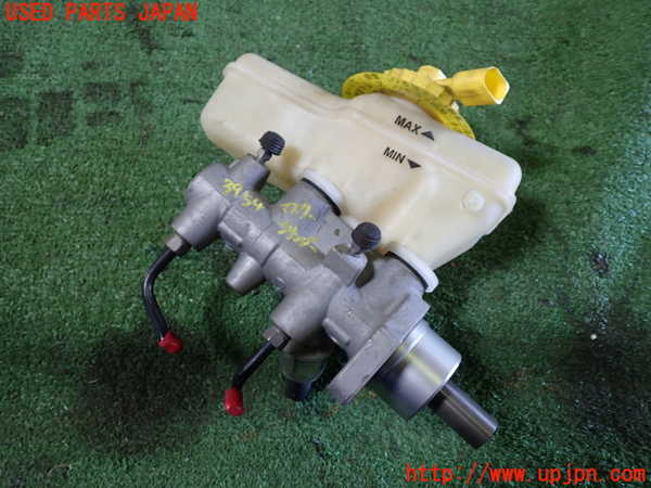 1UPJ-9239544050]VW ニュービートルカブリオレ(1YAZJ)ブレーキマスターシリンダー 中古_2
