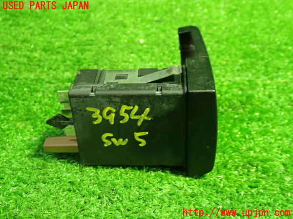 1UPJ-9239546310]VW ニュービートルカブリオレ(1YAZJ)スイッチ5(シートヒーター) 中古_3