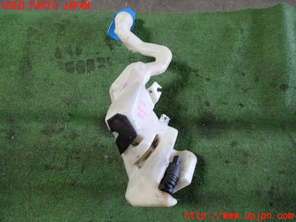 1UPJ-9239546791]VW ニュービートルカブリオレ(1YAZJ)ウォッシャータンク1 中古_3