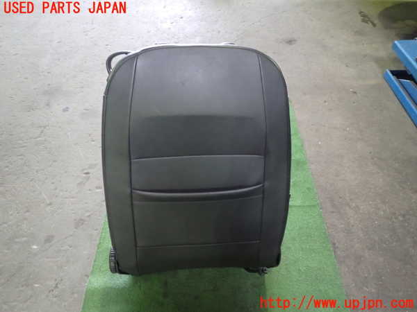 1UPJ-9239547065]VW ニュービートルカブリオレ(1YAZJ)助手席シート 中古_4